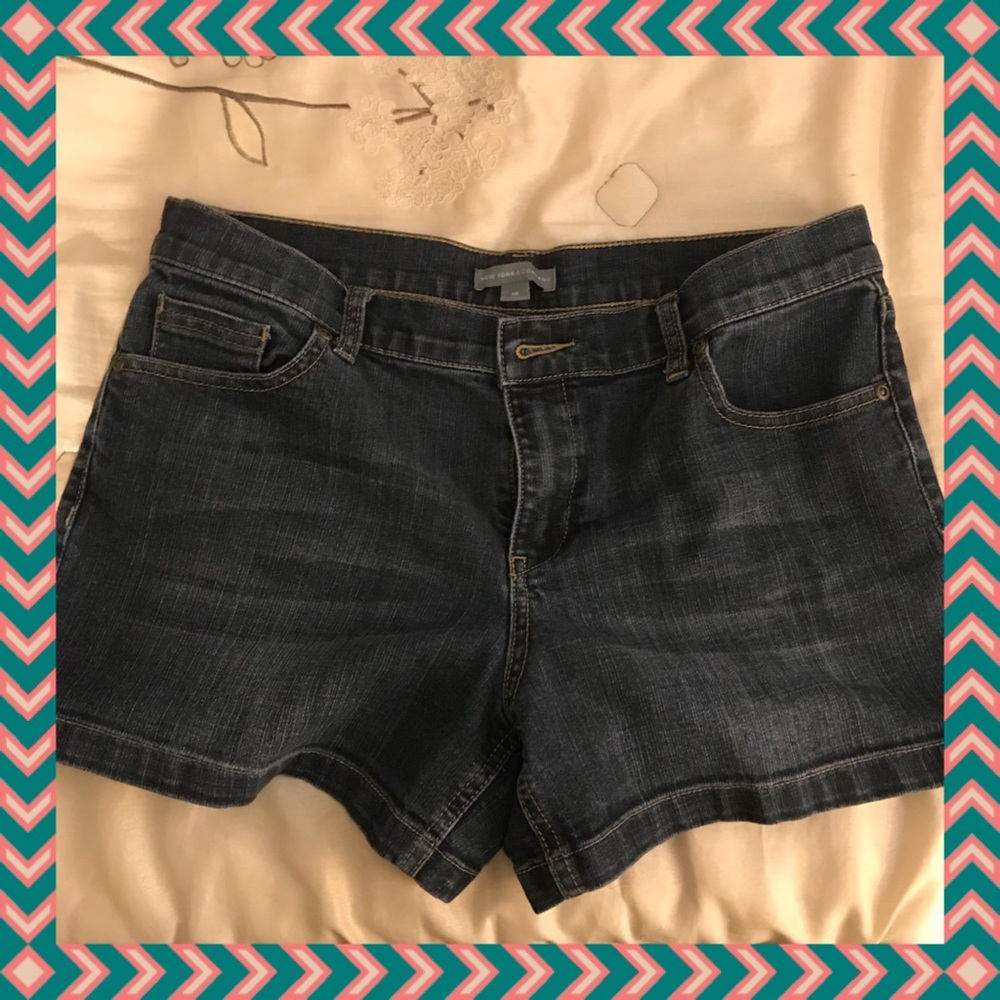 👑NEW👑 NY&C Jean Shorts